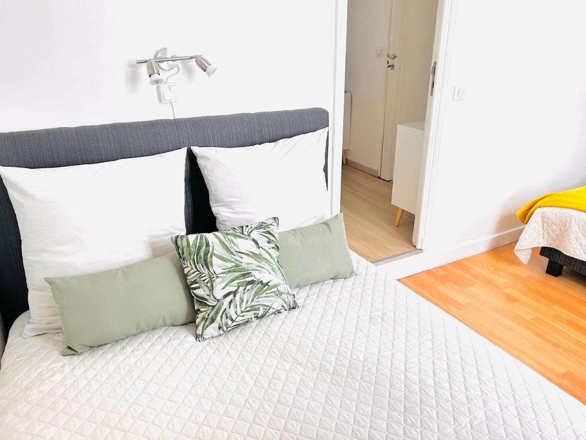 1 Bedroom Flat With Balcony Cannes Center Croisette 6Ppl Екстериор снимка